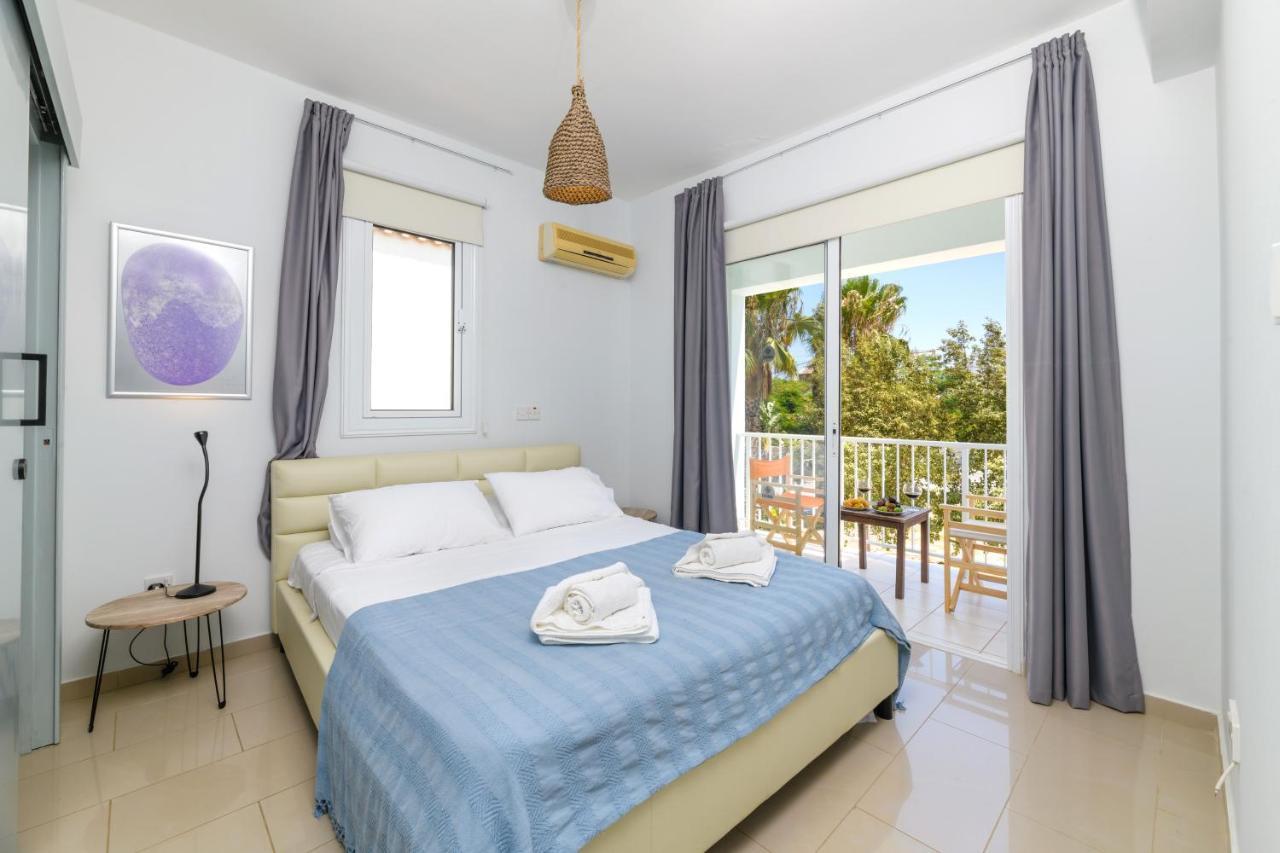 Villa Lela Serena By Ezoria Villas Протарас Экстерьер фото